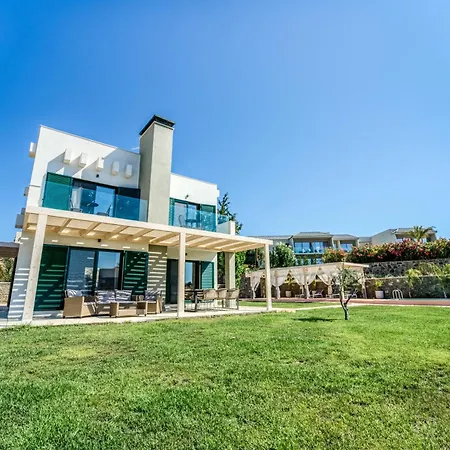 Heliophos Aelia Βίλα