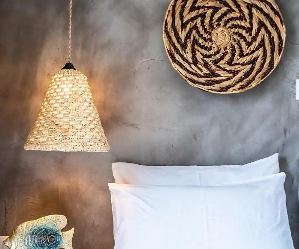 וילה Heliophos Aelia