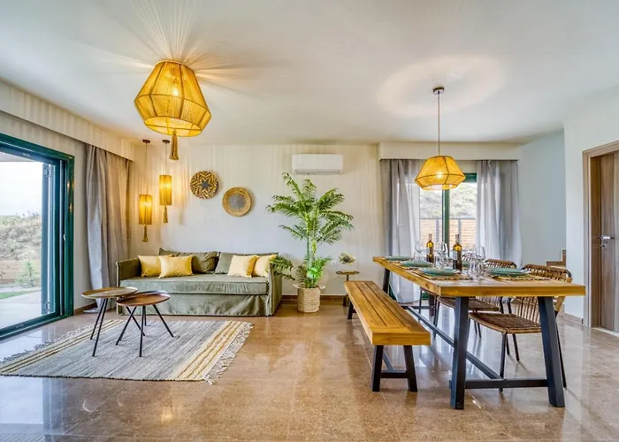 Heliophos Aelia קיוטארי